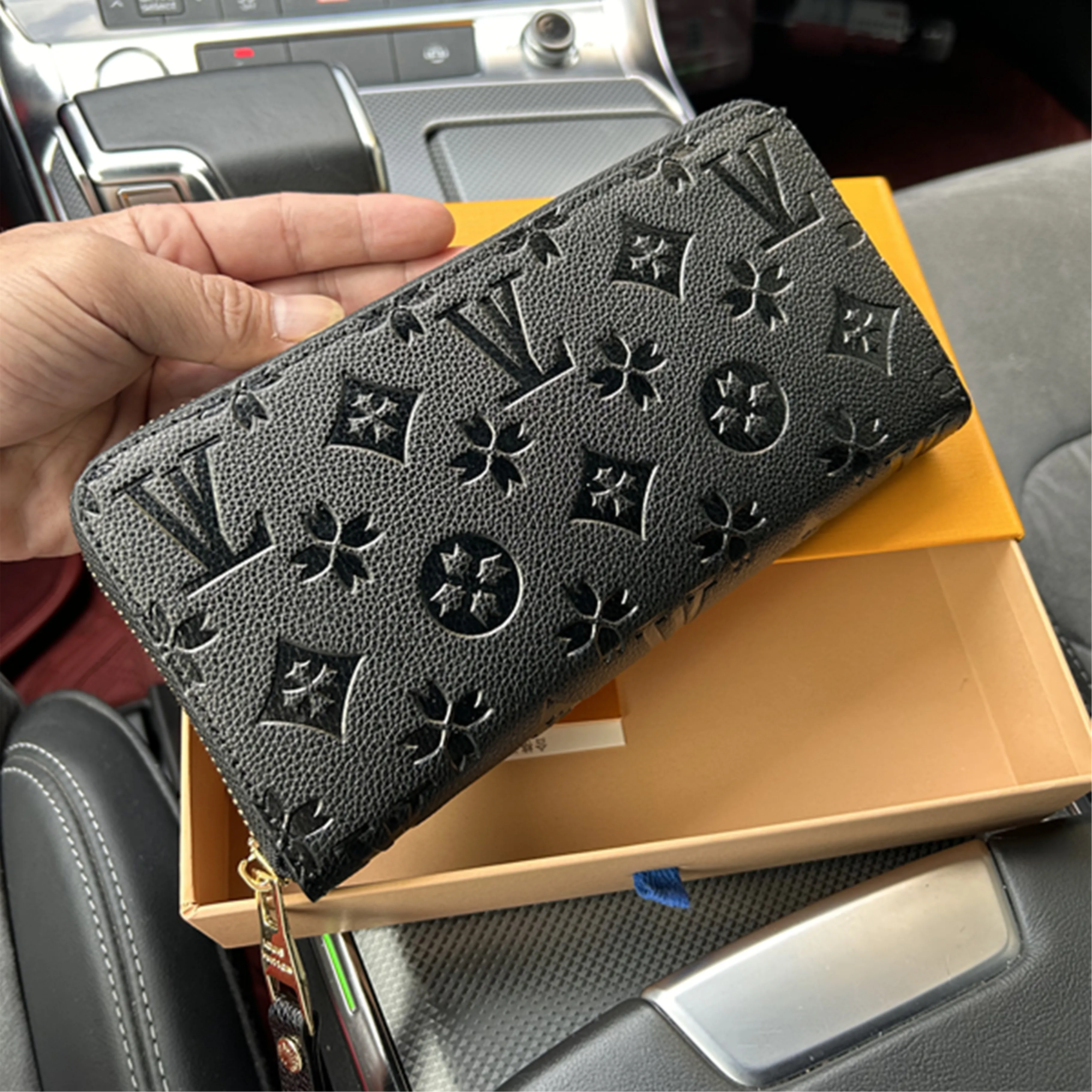 Designer Wallets Women Wallet High Quality Genuine Leather Men Wallet Zipper Ladies Long Purse purses Checked Embossed Flowers Small Wallet bag luxury 12A