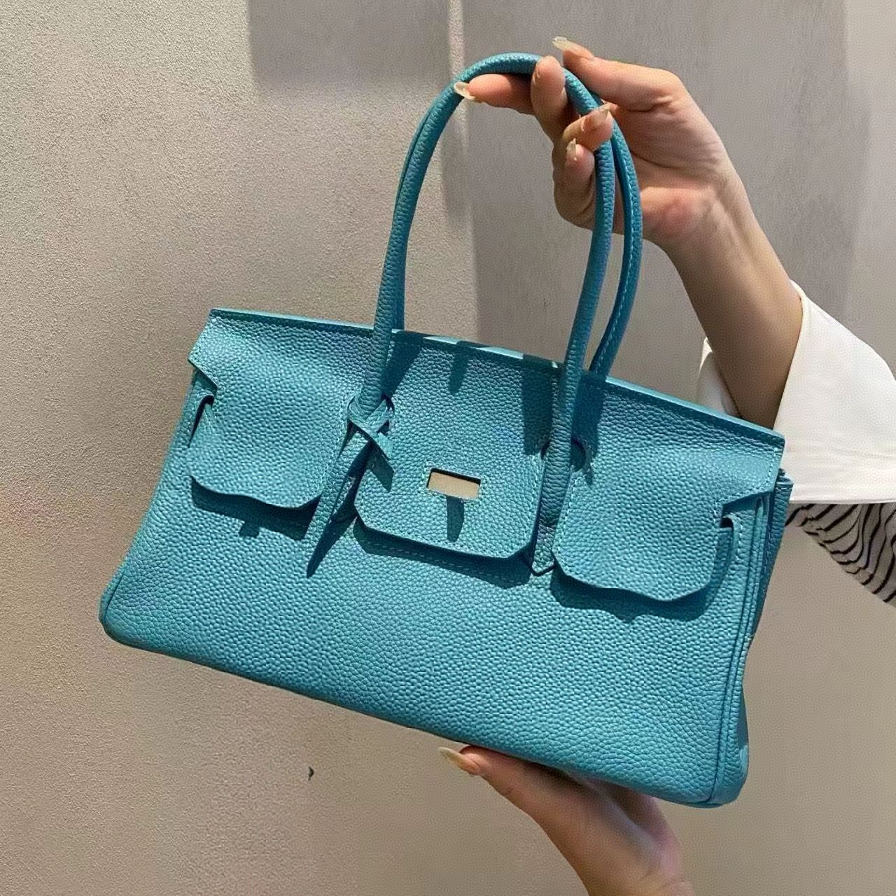100% Genuine Leather Totes Female High Quality Shoulder Bag Purses And Handbags Silver Buckle Horizontal Designer 30cm Clutch 2026 New Office Lady Work Sling Bag 3487