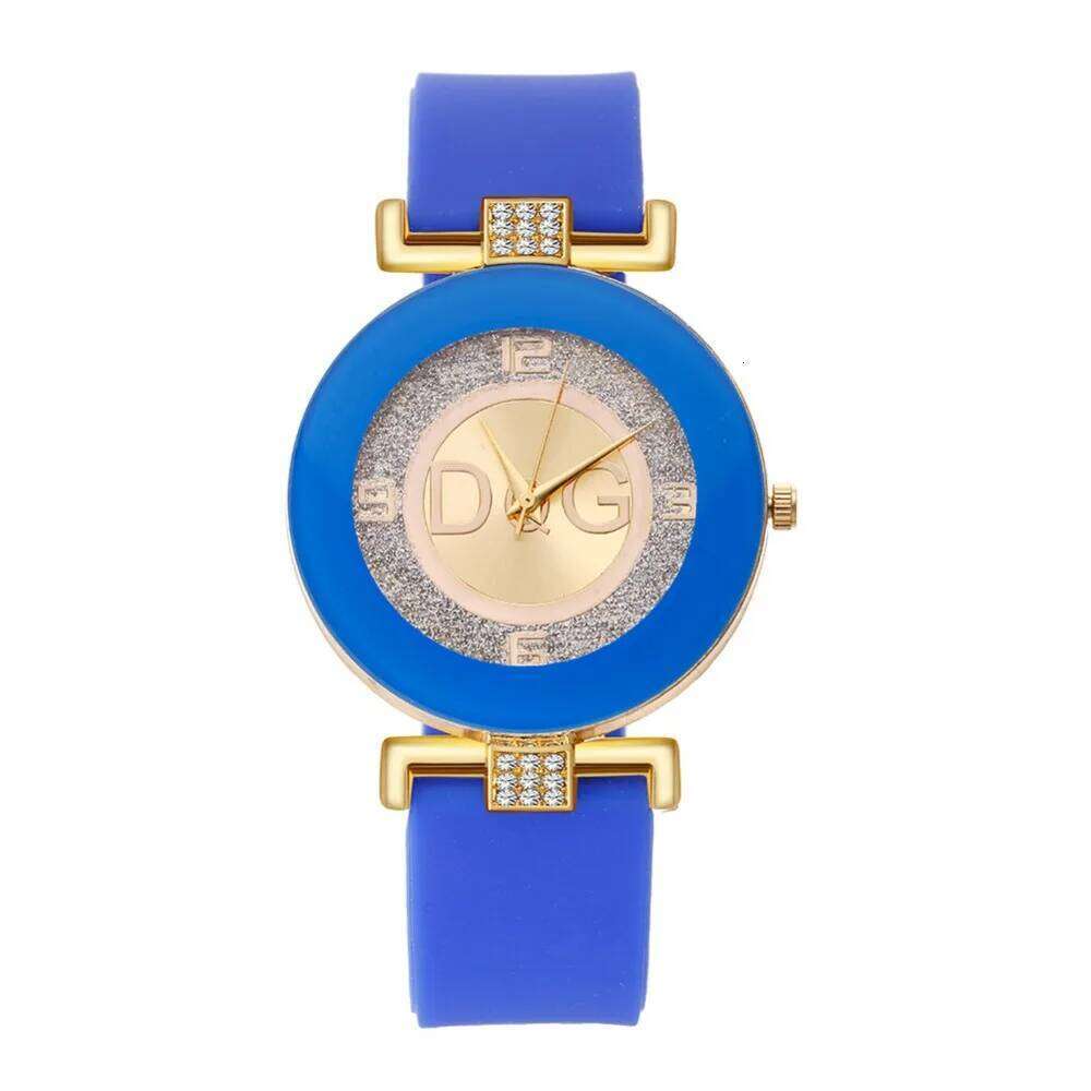 New Fashion Simple Watches Black White Quartz Minimalist Design Silicone Strap Wristwatches Men Women Creative Watch - view 5