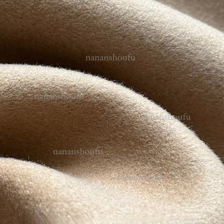 2026 Designer Essential Jacket Fashion Luxury Fox Leather Sleeves Hooded Mid To Long High End Elegant Women's Trendy Printed Heavy Duty Double Si