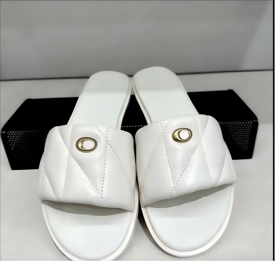 Designer Slipper Flat Scuffs sandals Calfskin Cosy Slipper Mules Denim Letter Printing Mens Comfort Casual Shoes Roman sandals and beach shoes flip-flops SDF10d