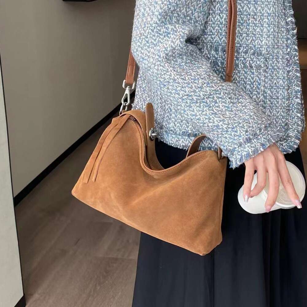 Luxury Shoulder Bags Totes Hobo Autumn And Winter Vintage Suede Pillow Cross Border Handbag Crossbody Genuine Leather Women S New Underarm Bag SENYY