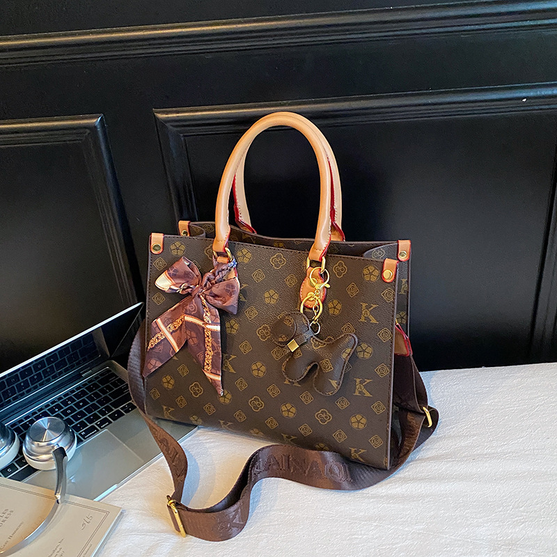 Free shipping Designer bag Plaid tote bag women bag shoulder bag crossbody bag versatile large capacity handbag Cozy