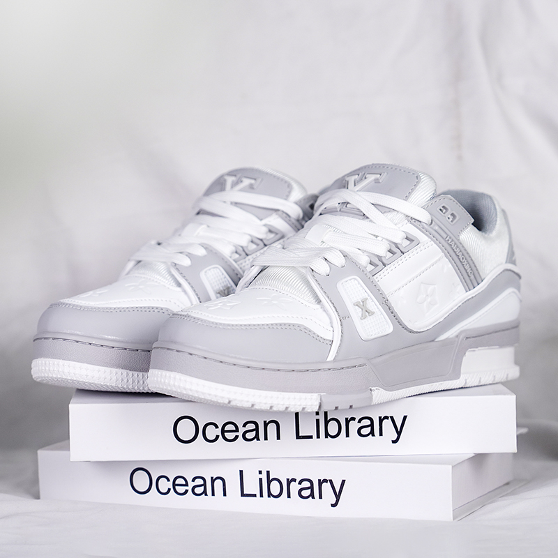 Free shipping Casual New 2026 Spring Trend Versatile Comfortable Sports Leisure Fashionable Breathable Board Shoes for Men black white