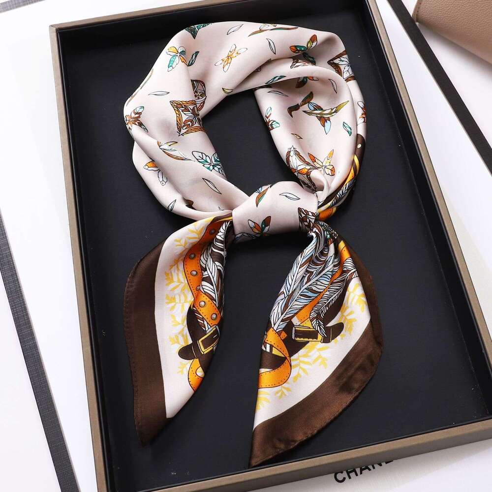 70 Small Square Silk Retro Three-Dimensional Letter Print Women's New Professional Neck Satin Scarf Wholesale Chunjinqiuli