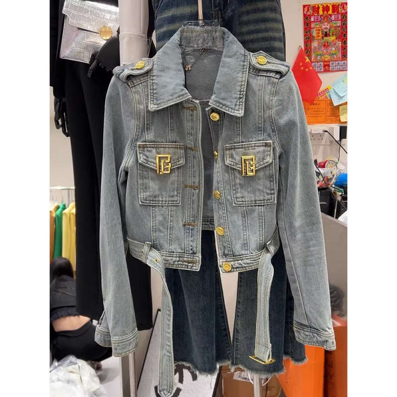 European Style Chic Short Denim Jacket With Gold Buttons For Women Spring Design Fashion Casual Coat Wholesale MAKOUFEI