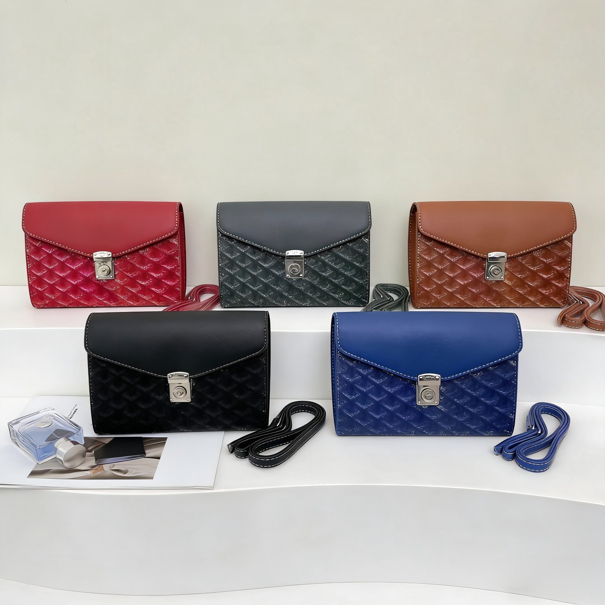 Designer Brand Boston Single Shoulder Crossbody Bag Fashionable Clutch Envelope Bag Wallet high End Hand Held Toiletry Bag With Handle Large Capacity Luggage Bag