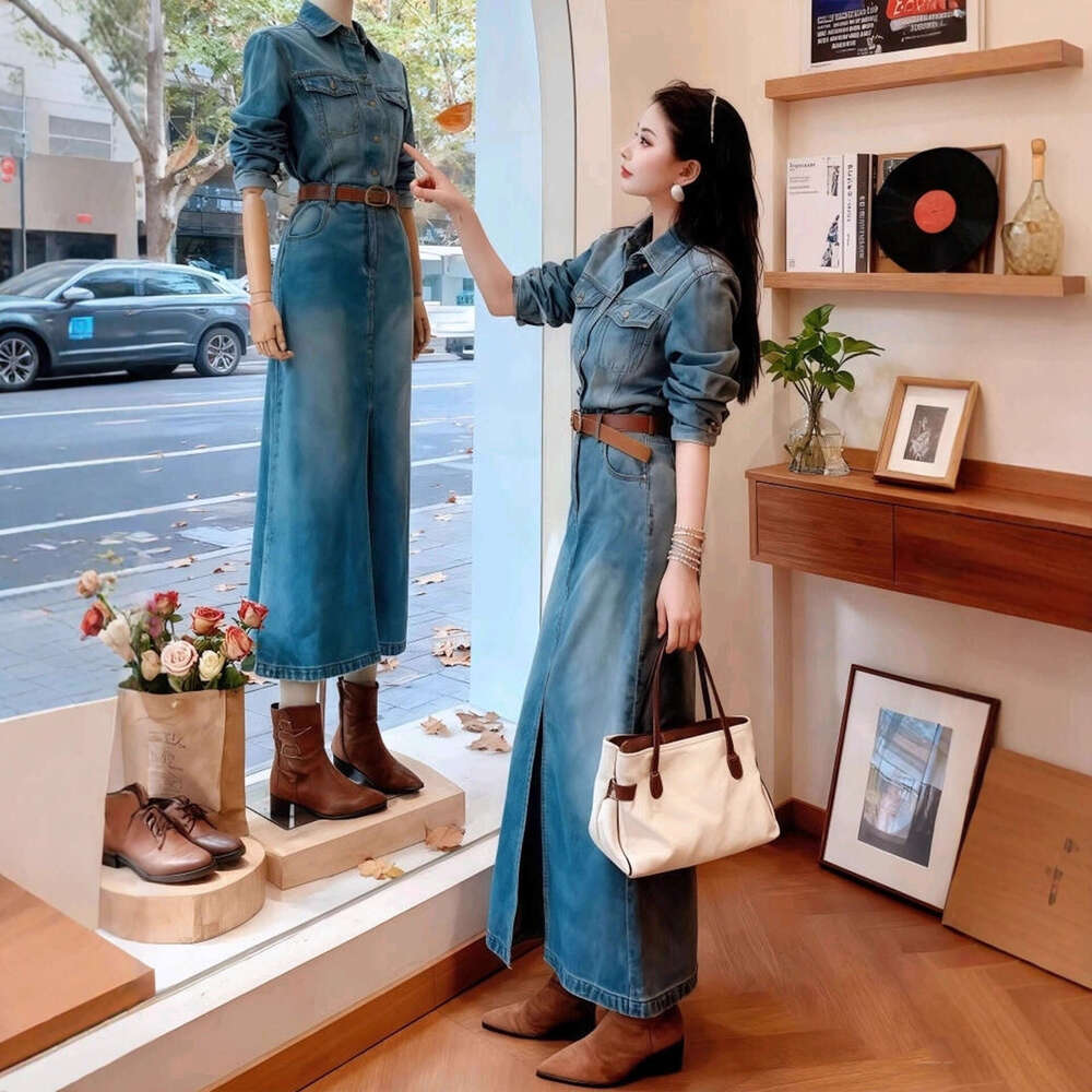 Autumn New Women Denim Two Piece Set High End Slim Waist Age Reducing Bodycon Skirt Casual Party Matching Outfit MAKOUFEI