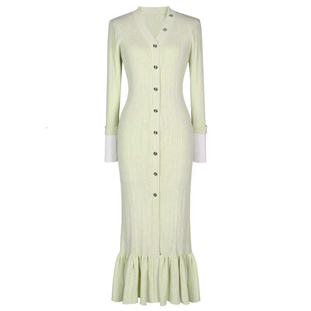 2026 designer European a20 and g20 American women's V-neck single breasted fish tail slim fit long sleeved knitted dress
