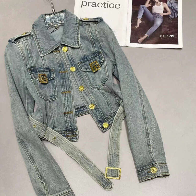 European Style Chic Short Denim Jacket With Gold Buttons For Women Spring Design Fashion Casual Coat Wholesale MAKOUFEI