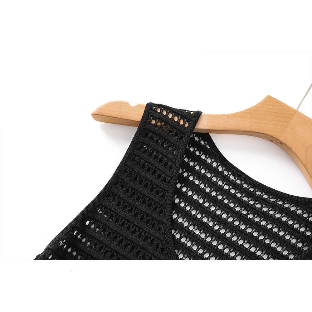 Elegant black sexy hollow out sleeveless mid length knitted umbrella skirt A16 2026 new niche dress