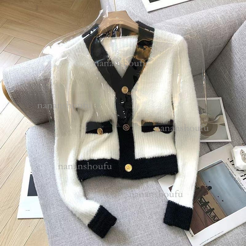 2026 New Color Blocked Tweed Designer Sweater Fashion Luxury Women's Cardigan Wool Skin Friendly Knitted Short Jacket Essential For Spring Women&