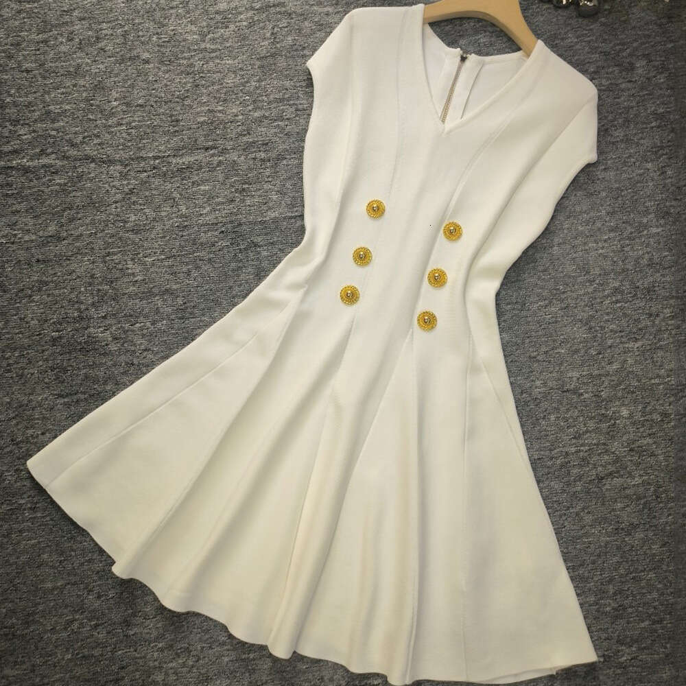S18 European and American Style 2025 Summer New High Quality Shoulder Sleeve V-neck Metal Buckle High Waist Zipper Knitted Dress