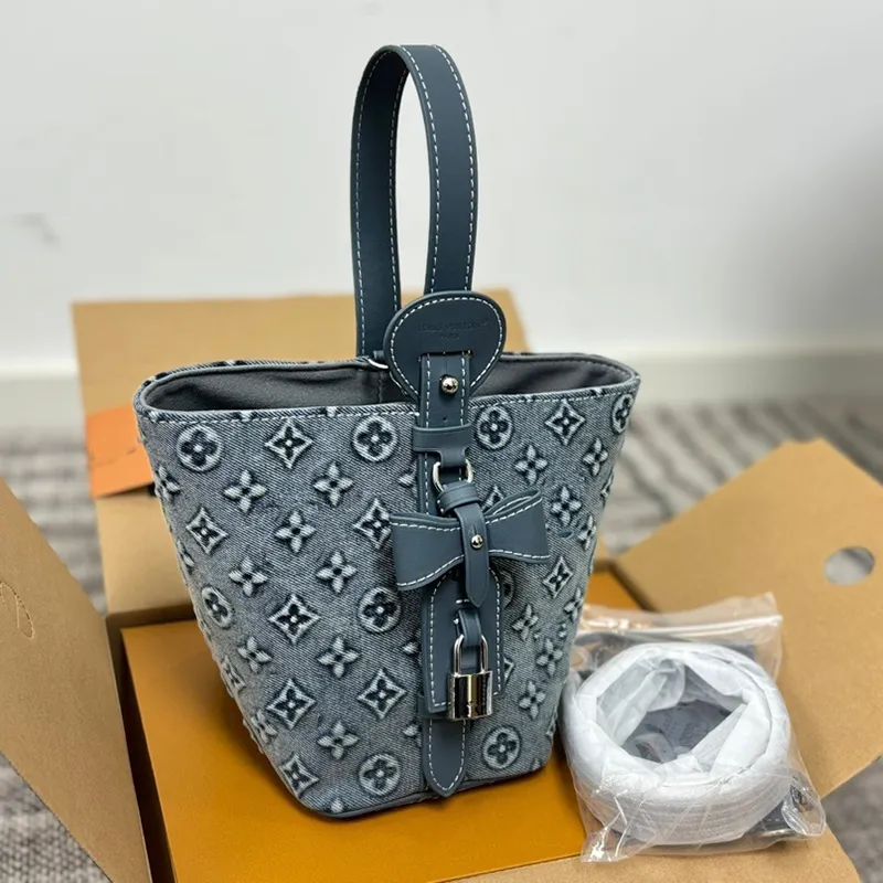 denim Luxury designer bags designer demin purse jean shoulder bags Womens bag Mini Shoulder Bag Crossbody Luxury Blue Denim Handbags lady purse bags
