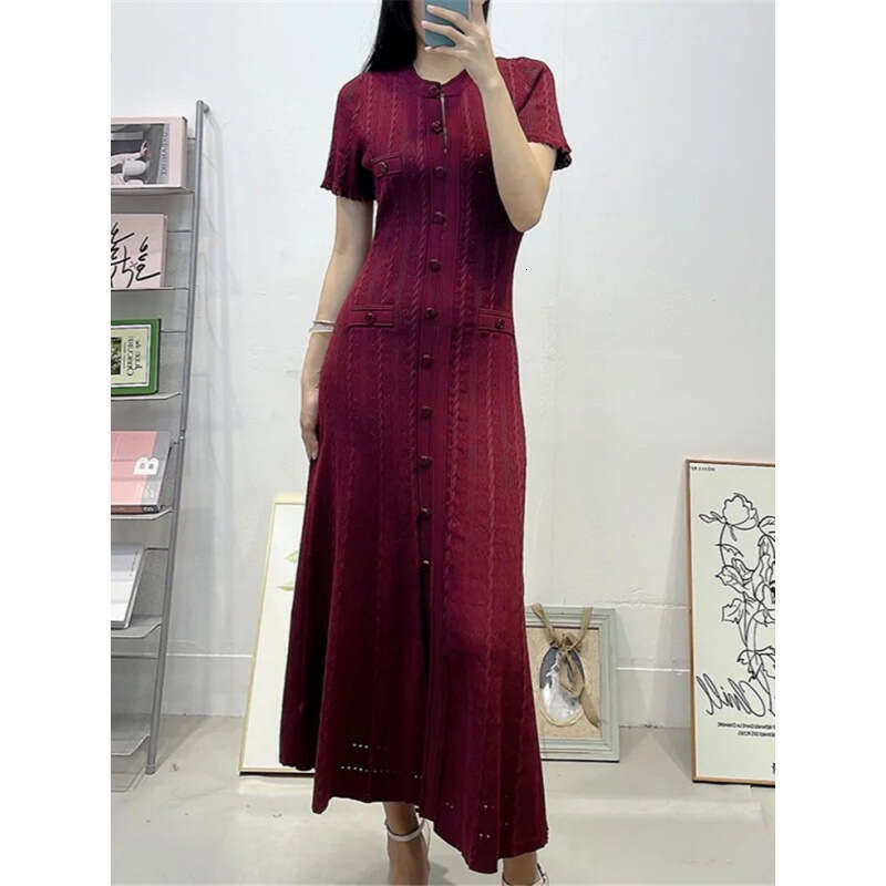 French fairy tale r27 summer a27 lightweight short sleeved knee length dress, a popular style to enhance youthfulness