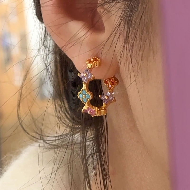 Silver Needle Dopamine Zircon Flower Stud European and American Retro Fashion Commuting Hoop Earrings, Light Luxury High-End Earrings - view 4