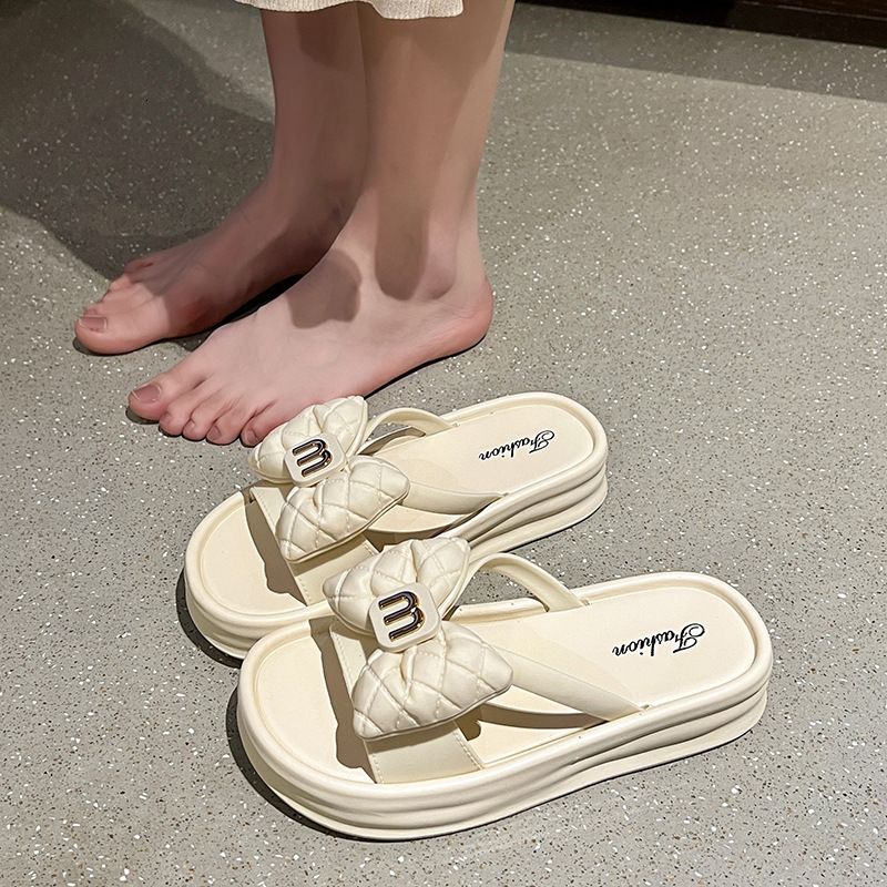 2025 New Women s Summer Flip Flops Korean Version Butterfly M shaped Thick Sole Fashion Designer Slippers Beach Sandals Small High Heels Outdoor Casua