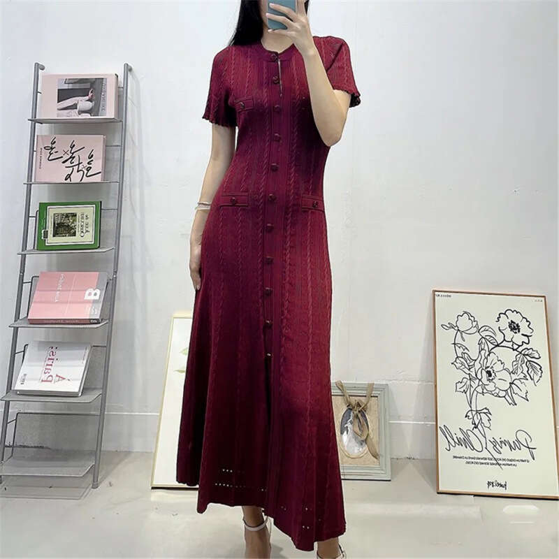 a20 French fairy tale summer lightweight g20 short sleeved knee length dress, a popular style to enhance youthfulness