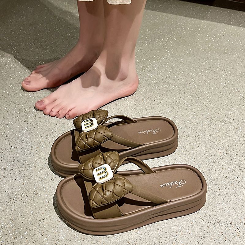 2025 New Women s Summer Flip Flops Korean Version Butterfly M shaped Thick Sole Fashion Designer Slippers Beach Sandals Small High Heels Outdoor Casua