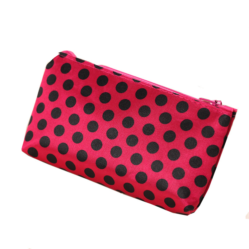 OC-BAS2601 Cosmetics Storage Bag Heart-shaped Leopard Print Pattern Polyester Cloth Hand-held Small Bag Wholesale Customize