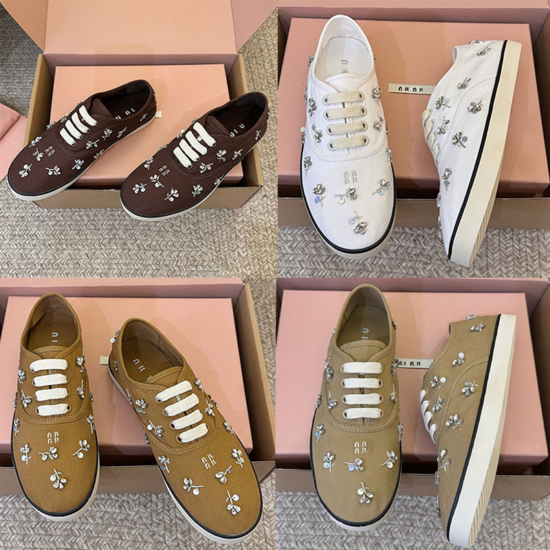 Fashion Designer Embroidered Drill Casual Sports Shoes sparkling floral embellishment Luxury Crystal Canvas Sneakers Womens Low Top Designer Casual Footwear