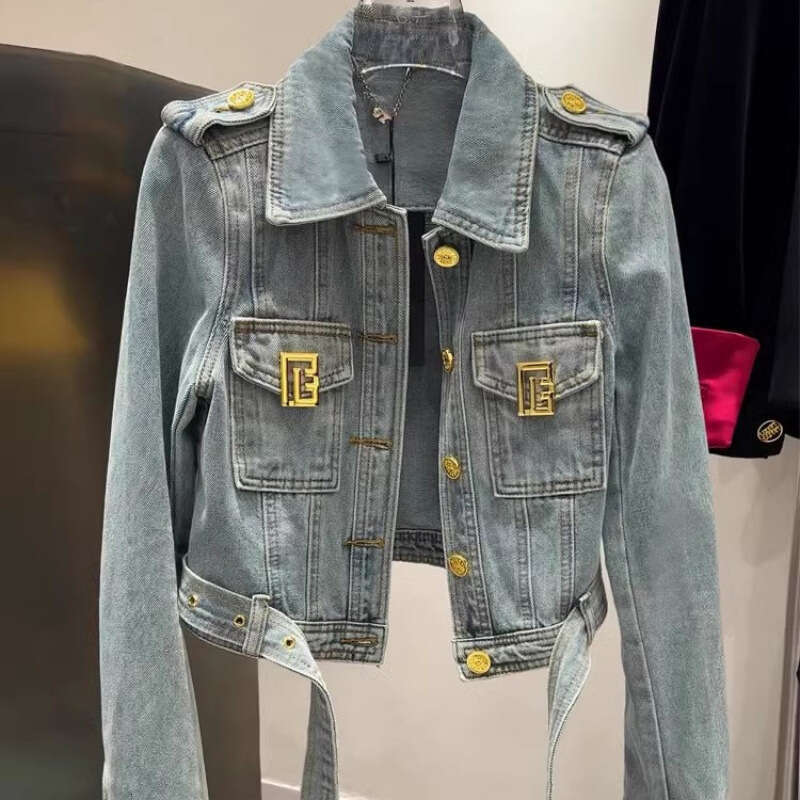 European Style Chic Short Denim Jacket With Gold Buttons For Women Spring Design Fashion Casual Coat Wholesale MAKOUFEI