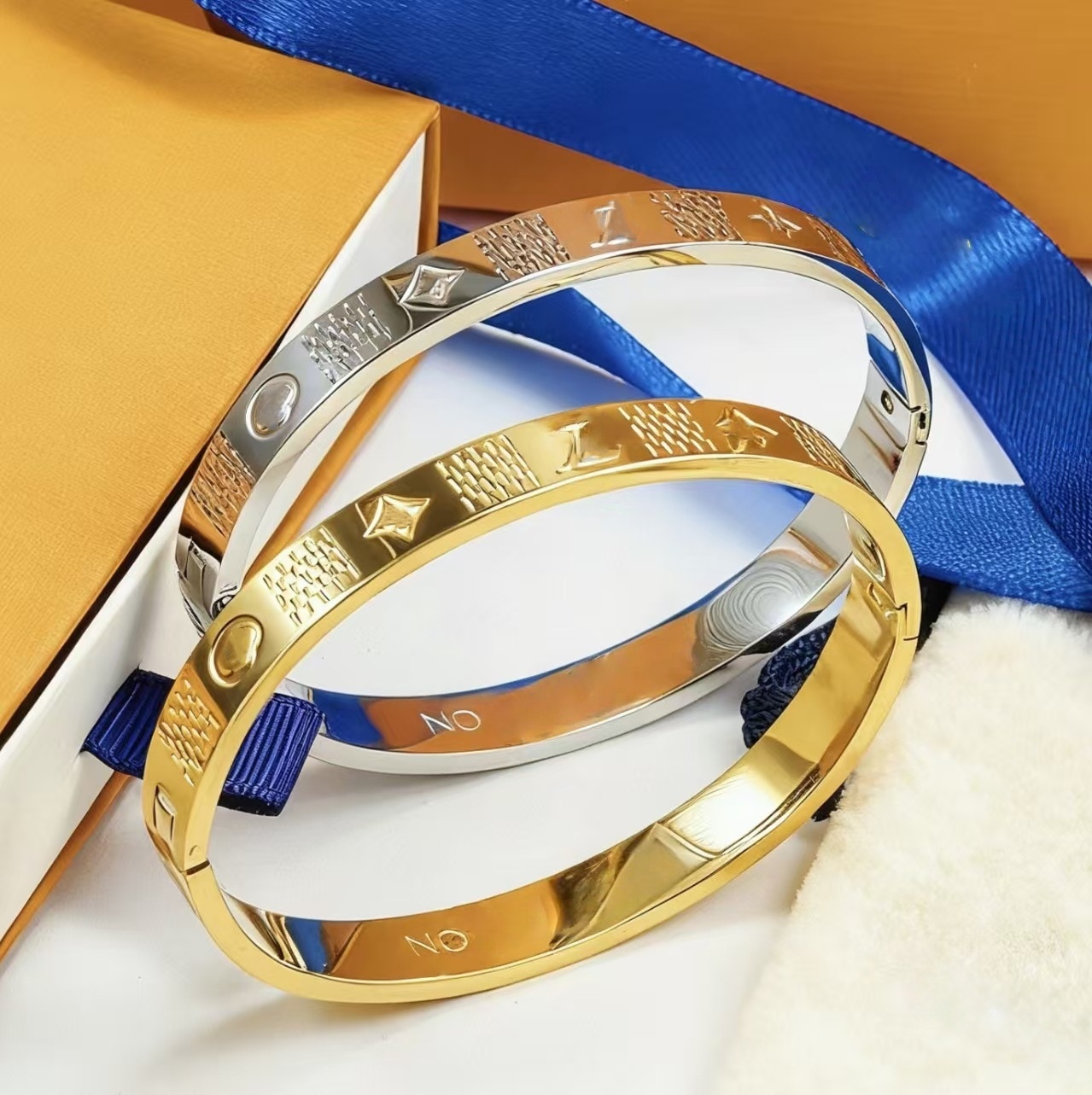 Bangle Designer Bracelet Women Luxury Bracelets Charms Jewelry Classic Patterns Casual Adjustable Classic letters silver Fashion Trendy bracelets High quality