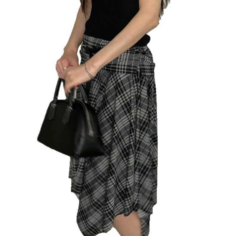 Summer new trend college style contrasting color irregular half skirt y2k rETRO low waist versatile skirt M260316