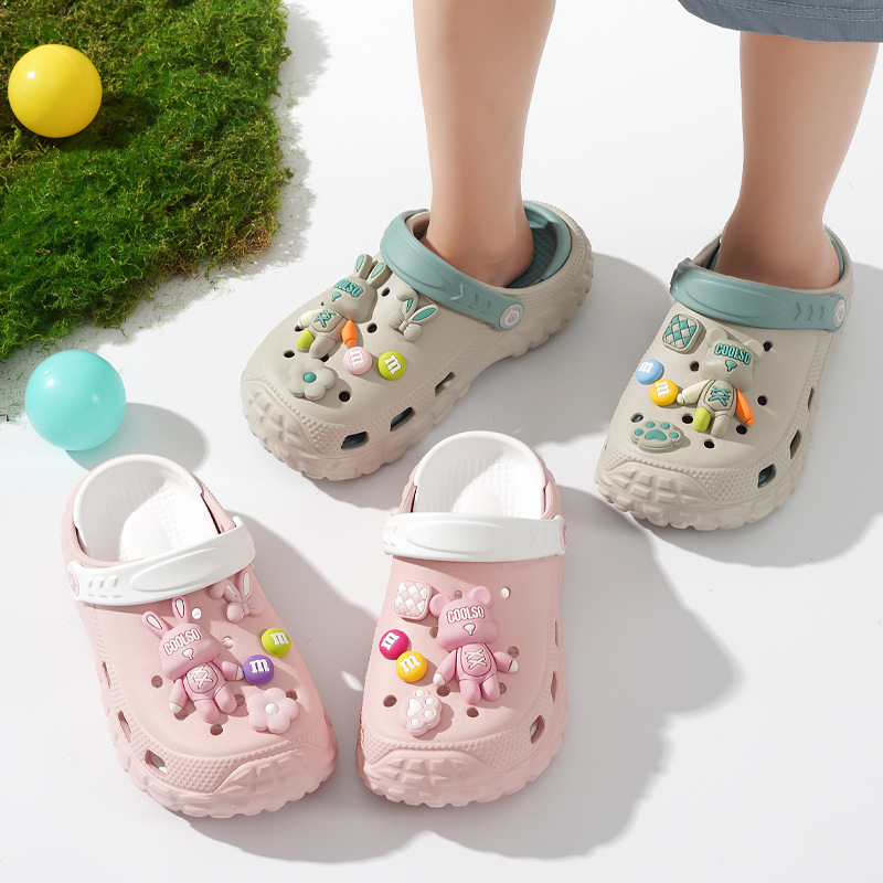 Kids Cartoon Clogs Sandals Boys Girls Cute Bear Charms Non-slip Beach Slippers Summer Breathable EVA Garden Shoes Free shipping