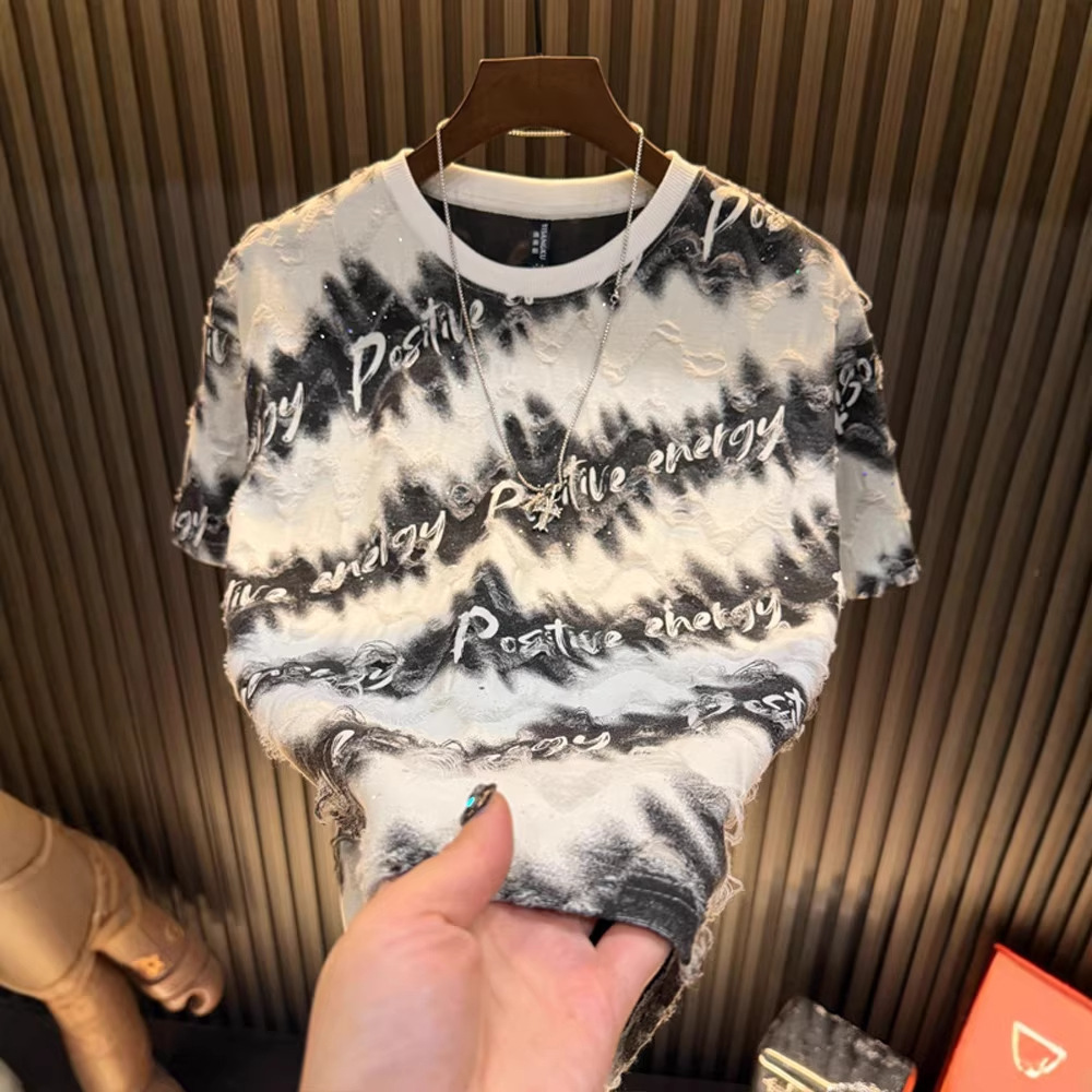 2026 Summer New Short Sleeve Starry Sky Drilled Hole Design Fashionable T-shirt Casual Round Neck Men's Top