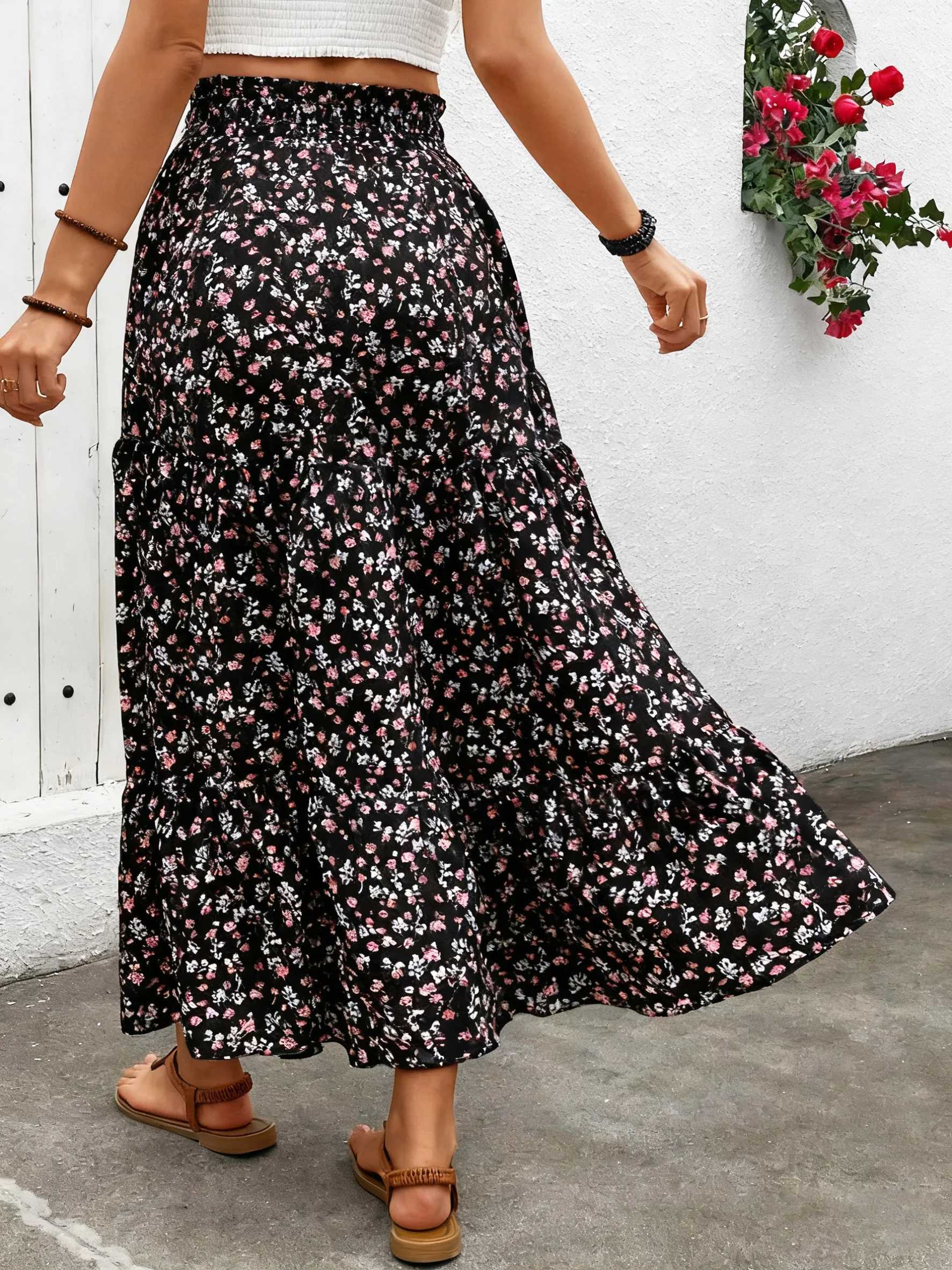 Womens High Waisted Maxi Skirt Elegant Slimming a Line Long Half Skirt with Elastic Waist Perfect for Vacation Wear M260316