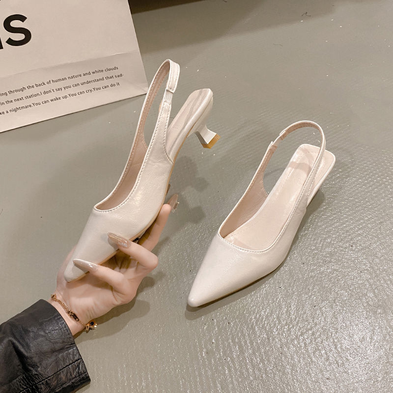 Spring/Summer Womens Kitten Toe Sandals Fashion Rear Buckle Shining Silver Womens Casual Midsole Shoes 241113