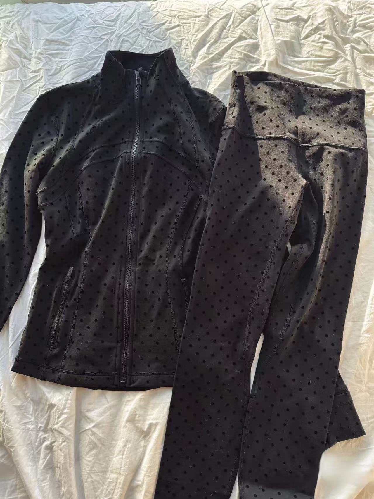 luluity GYM set Designer Womens Yoga Jacket Set Sports Fitness High Waist Tight Pants Womens Jacket Running Set Breathable Stretch Sportswear