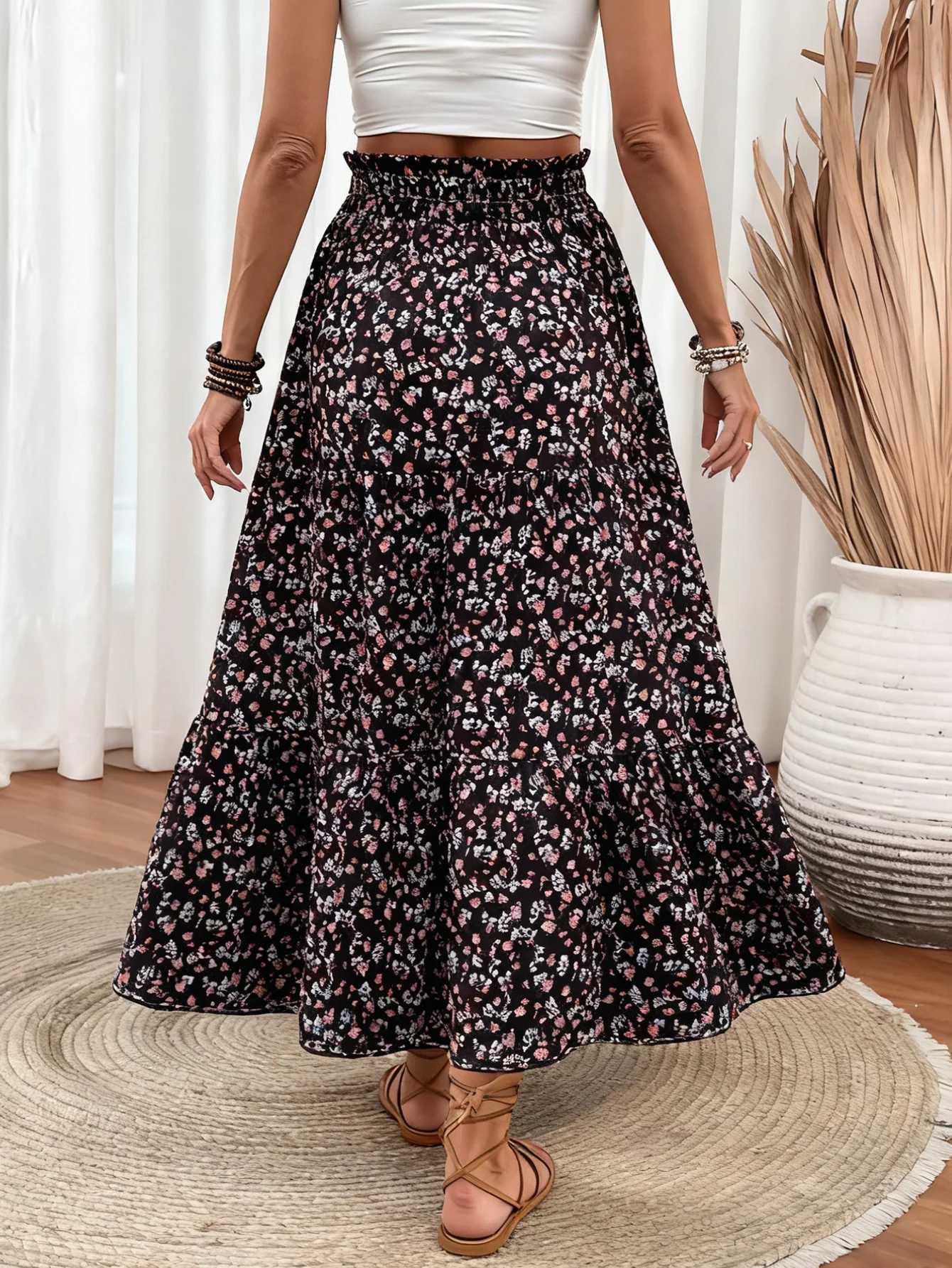 Womens High Waisted Maxi Skirt Elegant Slimming a Line Long Half Skirt with Elastic Waist Perfect for Vacation Wear M260316