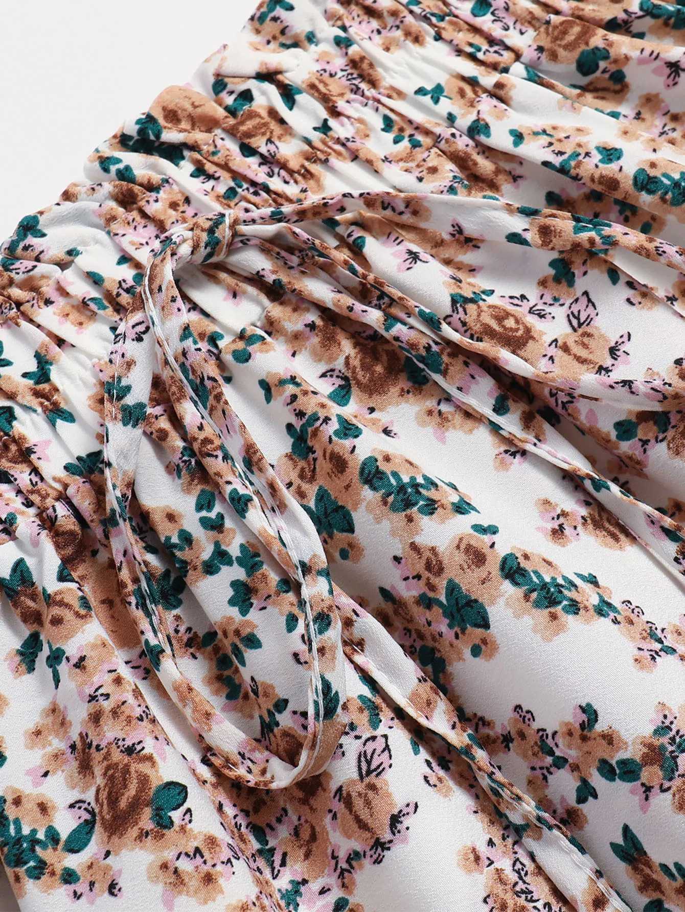 Vintage Ditsy Floral Tiered Skirt Elastic High Waist Ruffle Hem Midi Skirt for Daily Vacation M260316