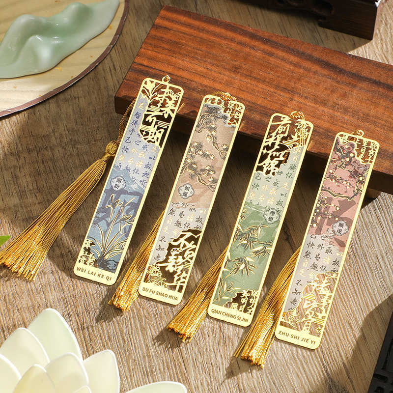 Jilvyu Eslite Calligraphy Series - Metal Bookmark Creative Text Ruler Hollow Bookmark L260314