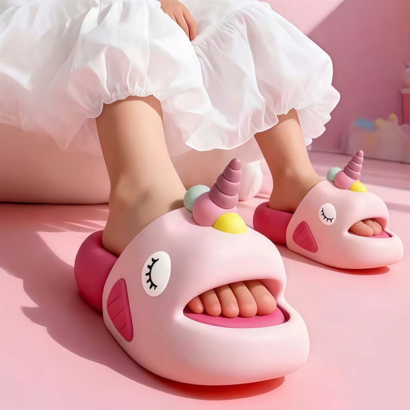 Kids 3D Unicorn Slippers Girls Cute 3D Cartoon Non-slip Sole Waterproof EVA Kids Indoor Bathroom Slippers Summer Beach Slides Kids Birthday Gift Shoes