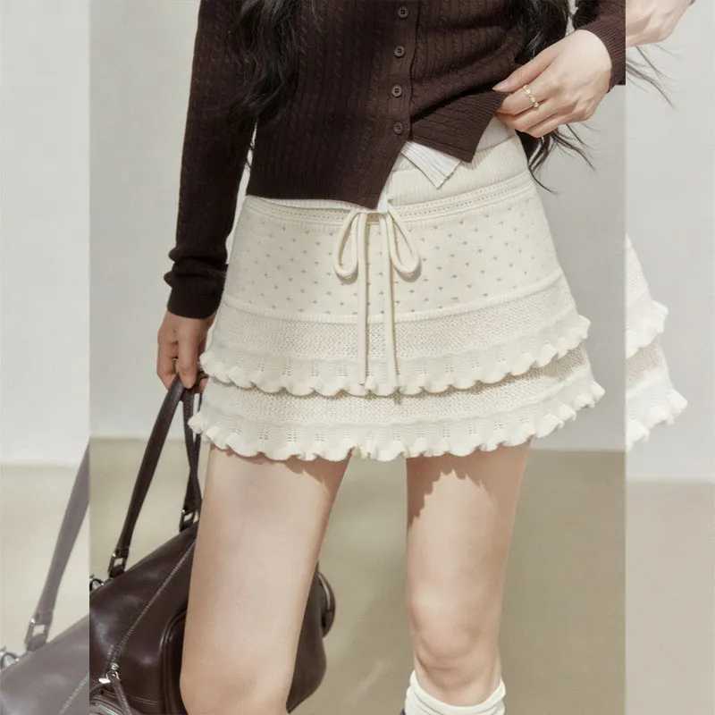 Women Patchwork Knit Mini Skirt High Waist Ruffle Drawstring Sweet Cake Style Winter Chic Hollow out A-Line Womens Skirt M260316