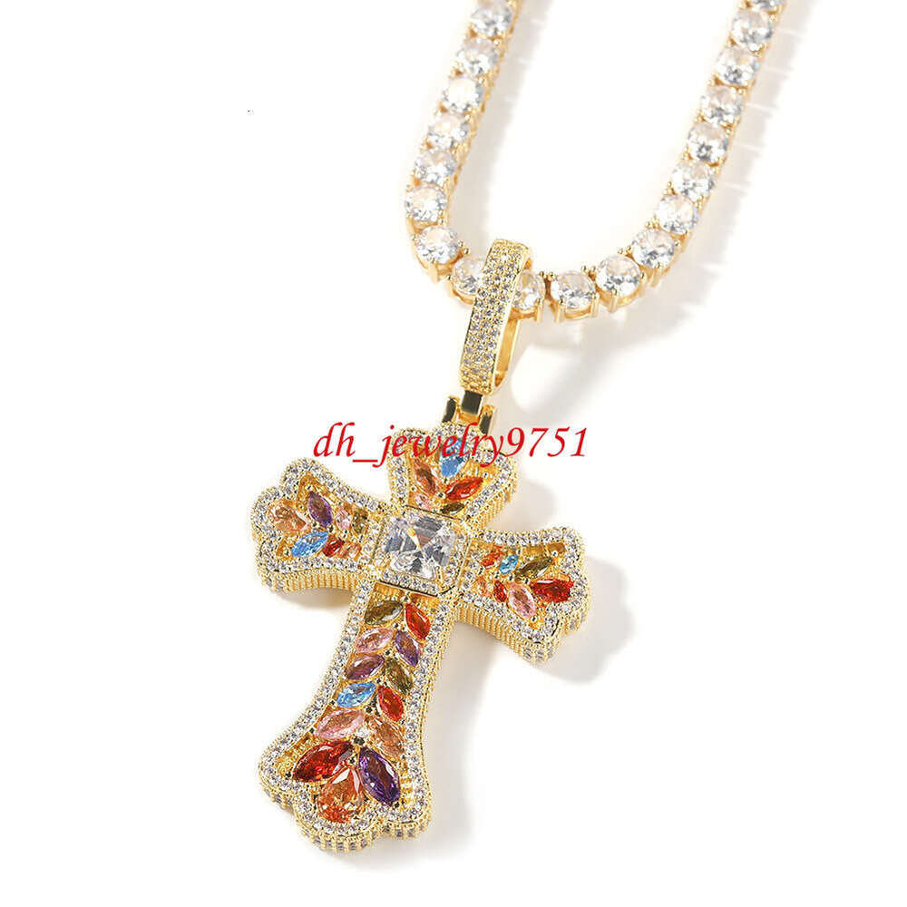 2026 Luxury Moissanite Hip Hop Jewelry S925 Sliver Diamond Ice Out Charm Cluster Fancy Cut Cross Pendant
