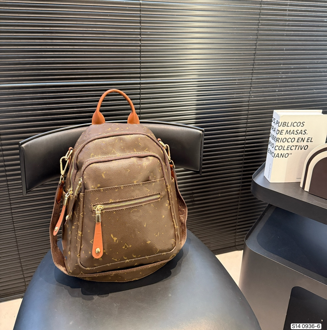 2026 Backpack Style Travel Bag man Women Luxurys Designers Bags Totes Handbag Croissant Wallets Bag Purse Messenger Bag pouch 30CM