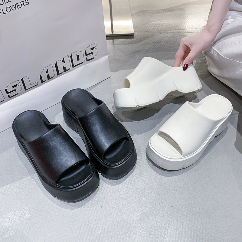 Chic Household Footwear Collection Trendy Plus High Rise Platform Sandal for Ladies