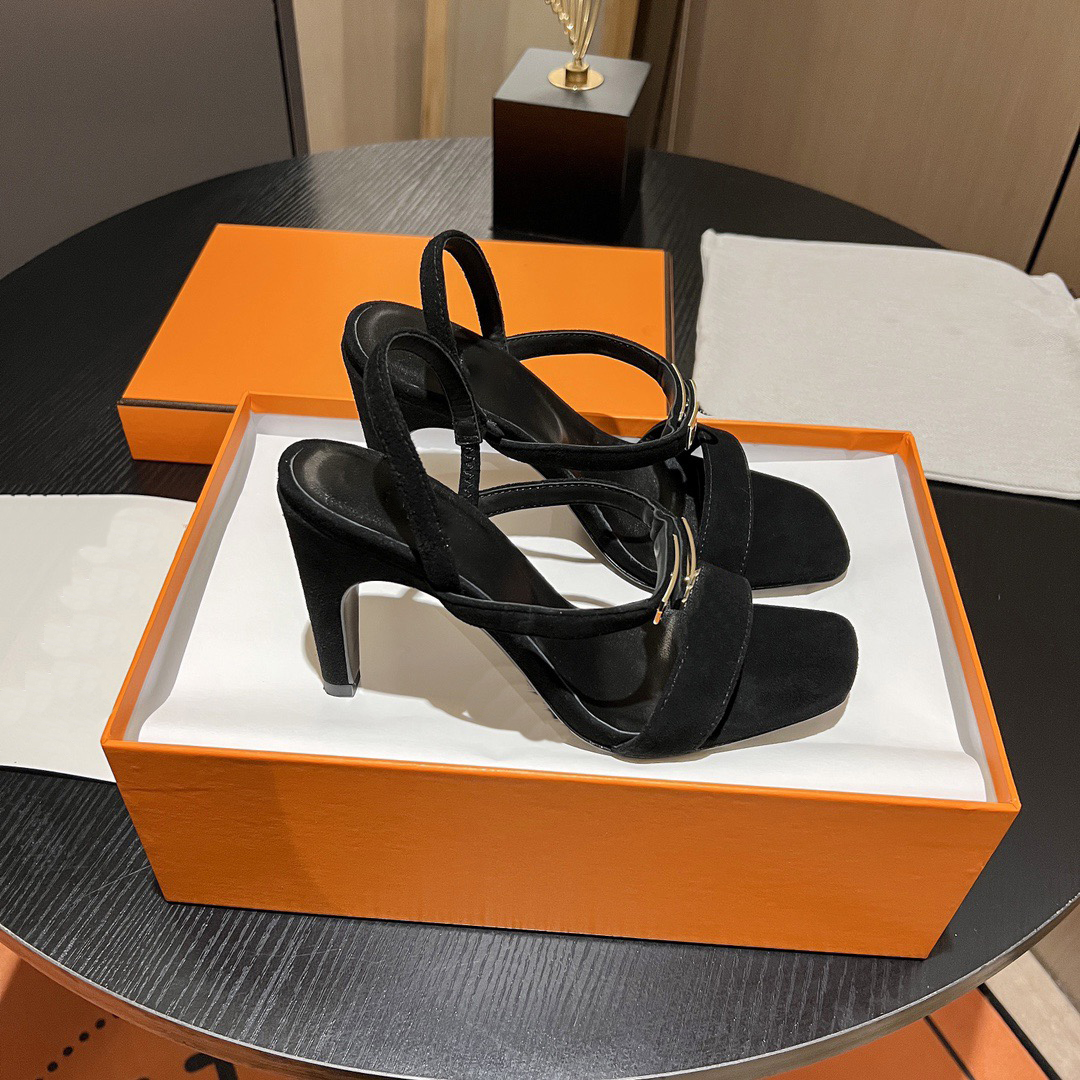 Designer Kelly Sandals Luxury Summer Minimalist Women JOY Sandals Lady Ladies Dinner Wedding Party Shoes Pointed Strap High Heels Metal Buckle Leather High Heels
