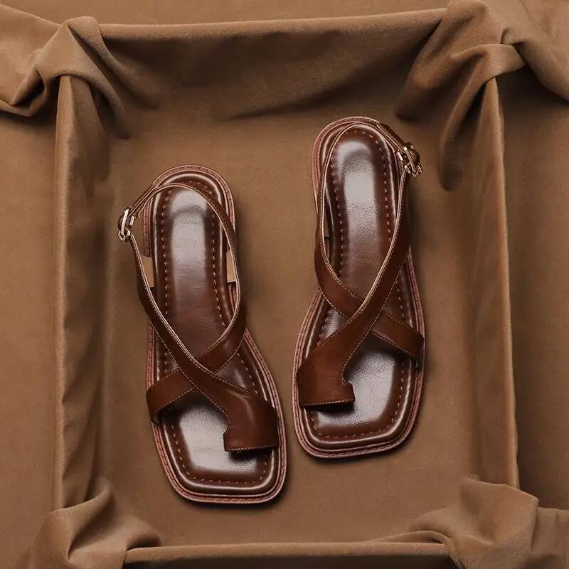 Women's Retro French Style Clip Square Toe Buckle 2026 Sandals Comfortable Soft Sole Simple Versatile Sandalias