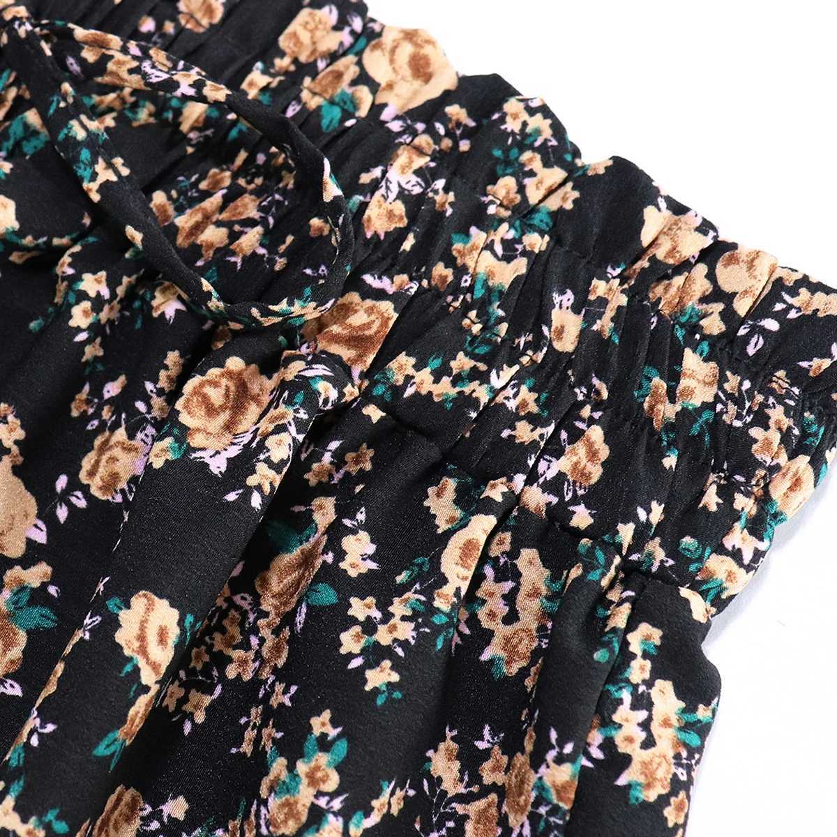 Floral Print A-Line Midi Skirt for Women Elastic Waist Ruffled Tiered Flared Bohemian Daily Wear Skirt M260316