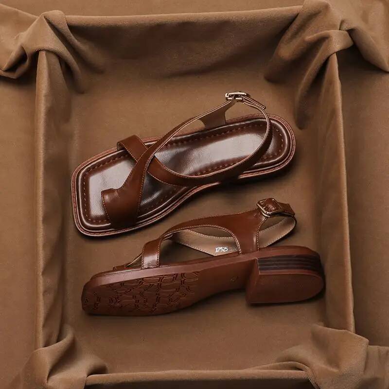 Women's Retro French Style Clip Square Toe Buckle 2026 Sandals Comfortable Soft Sole Simple Versatile Sandalias