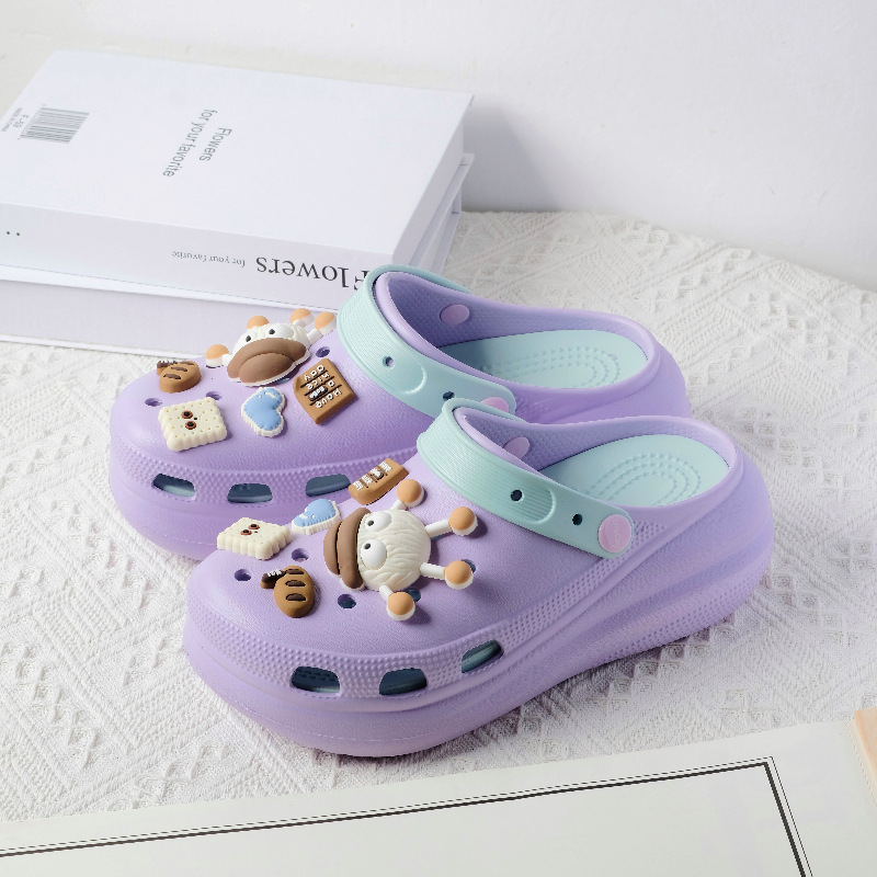 Boys Girls EVA Clogs Cute Cartoon Decor Non-slip Sole Teenagers Kids Outdoor Beach Pool Slippers Summer Casual Sandals Slippers For Men and women Free