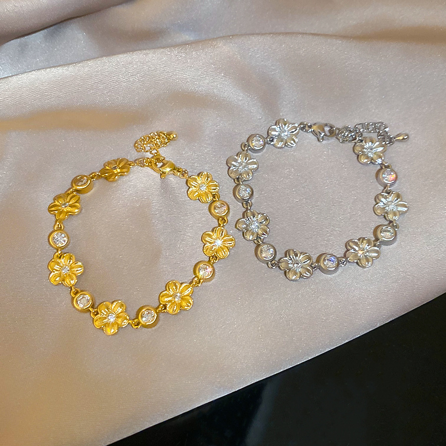 18k real gold plated zircon flower bracelet, fashionable versatile, stylish and unique design, niche jewelry for women - view 6