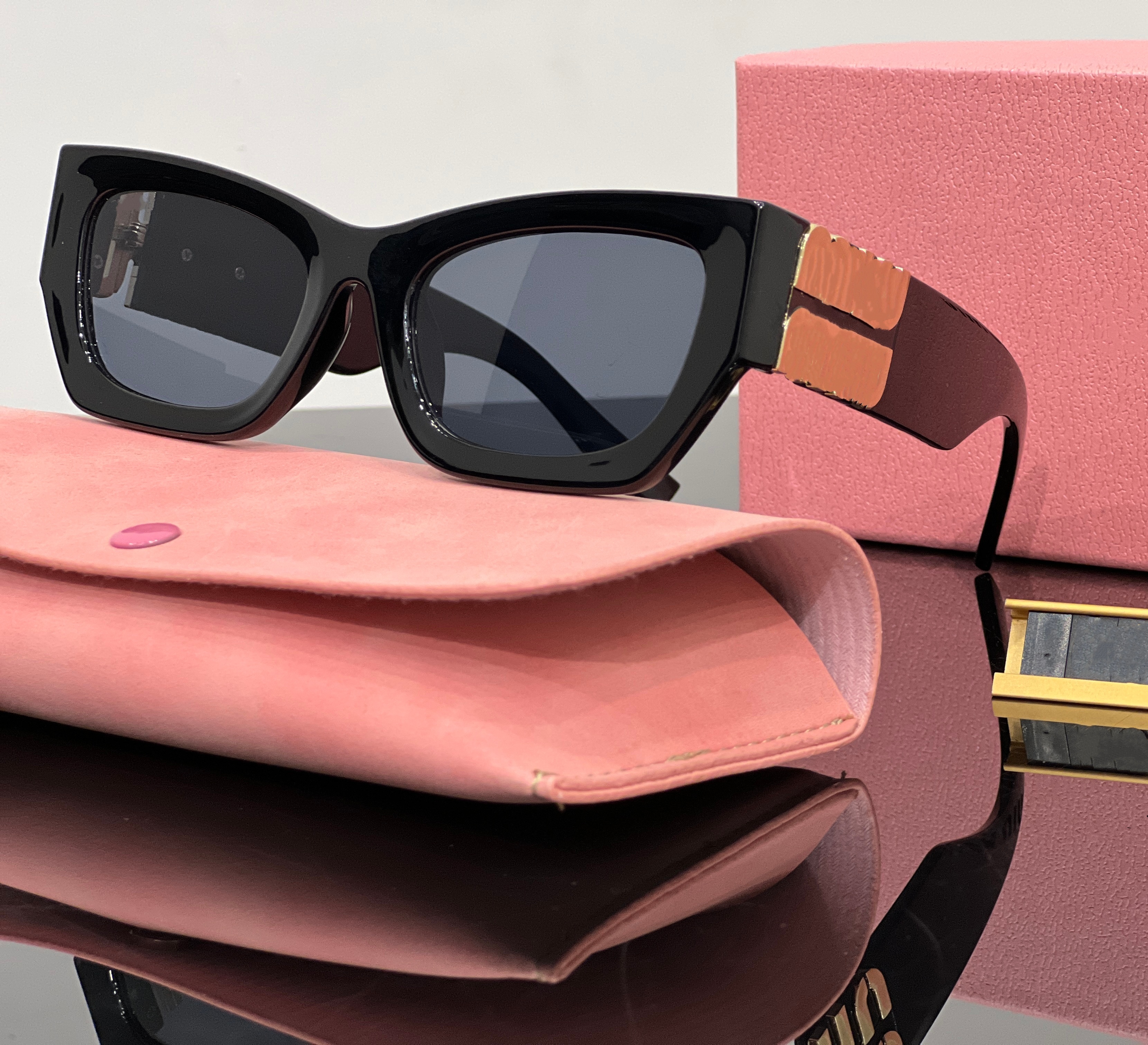 Summer luxury Sunglasses Designer letter womens Mens Goggle Eyewear For Women eyeglasses frame Vintage Metal Sun Glasses With Box