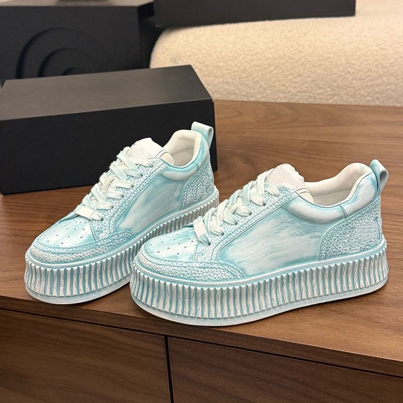 2026ss Designer Height Increasing Thick Soled Casual Shoes Womens Graffiti Lace Up Sneaker Ladie Luxury Brand Board Shoes Non Slip Outsole Size 35 41