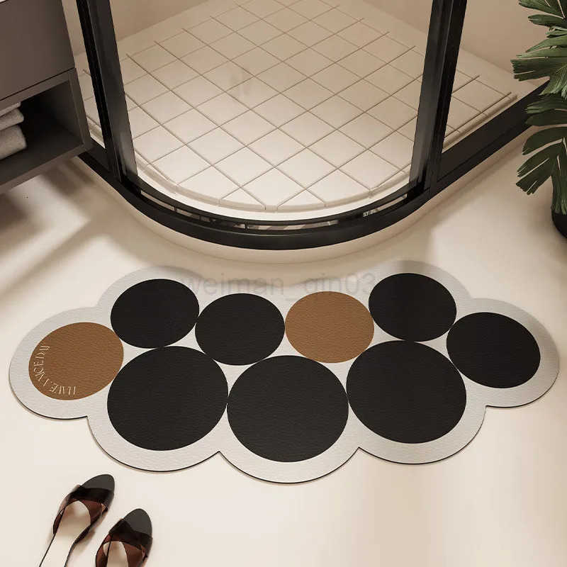 New Arc shaped Super Absorbent Bathroom Mat Non-Slip Diatom Mud Toilet Pad Quick-Drying Floor Mat Bath Mat H260316